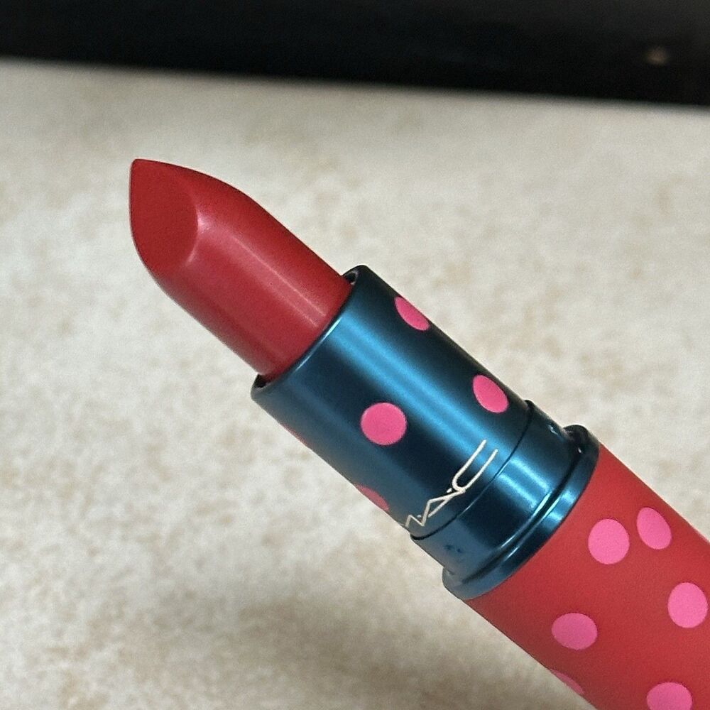 MAC M.A.C.  Disney Minnie Lustreglass  Red Minnie Woo Lipstick Limited Edition - Picture 9 of 9